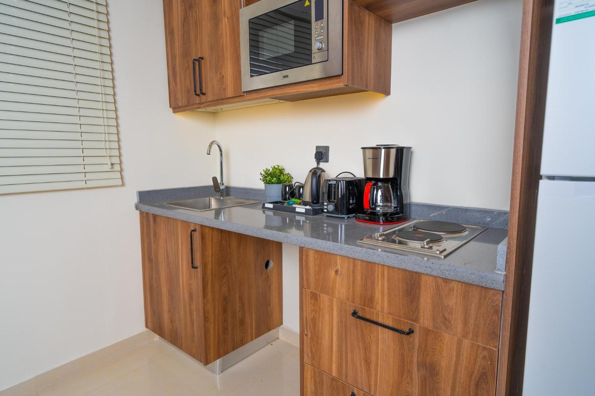 Vivian Park Al-Aziziya Aparthotel Riyadh Exterior photo